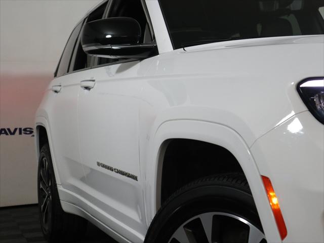 2022 Jeep Grand Cherokee Overland 4x4 2022 Jeep Grand Cherokee Overland 4x4