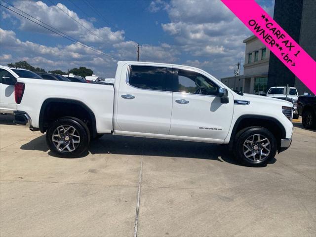 2025 GMC Sierra 1500 2WD Crew Cab Short Box SLT