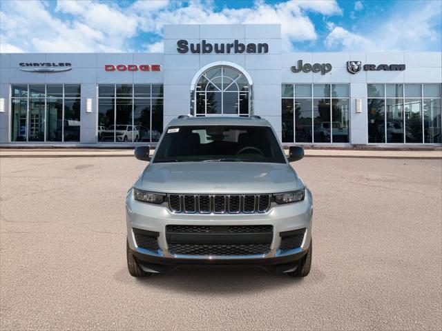 2025 Jeep Grand Cherokee L Laredo X 4x4