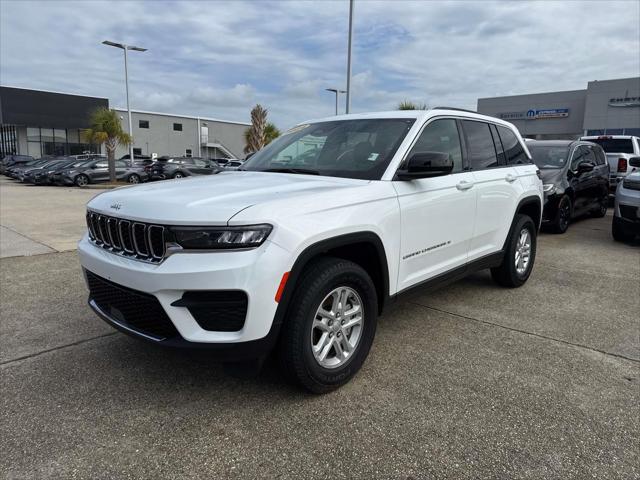 2024 Jeep Grand Cherokee Laredo 4x2 2024 Jeep Grand Cherokee Laredo 4x2