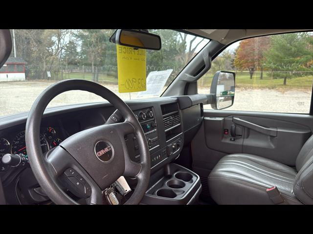 2021 GMC Savana Cutaway Work Van