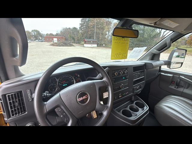 2021 GMC Savana Cutaway Work Van