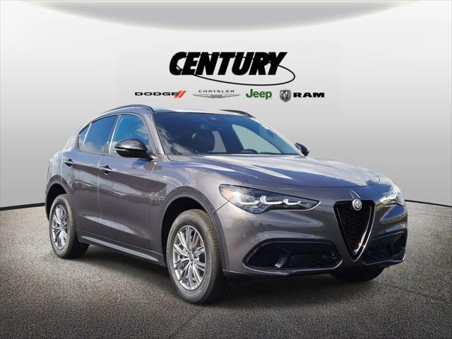 2024 Alfa Romeo Stelvio Sprint AWD 2024 Alfa Romeo Stelvio Sprint AWD
