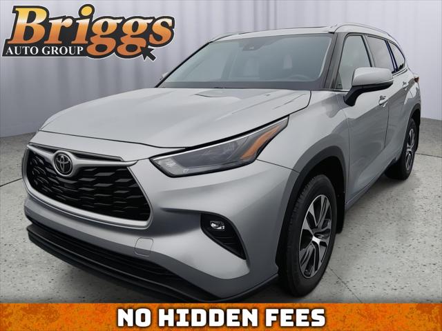 2022 Toyota Highlander XLE 2022 Toyota Highlander XLE