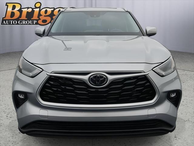 2022 Toyota Highlander XLE 2022 Toyota Highlander XLE