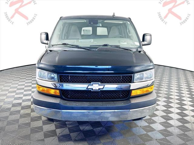 2020 Chevrolet Express Passenger RWD 3500 Extended Wheelbase LT 2020 Chevrolet Express Passenger RWD 3500 Extended Wheelbase LT