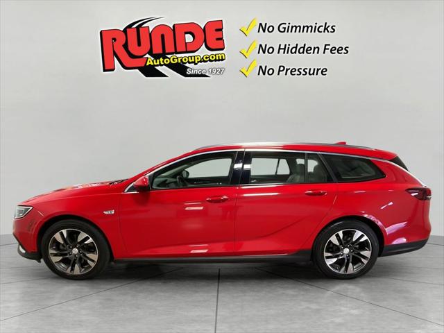 2018 Buick Regal TourX Essence 2018 Buick Regal TourX Essence