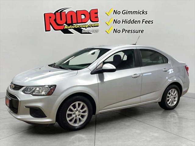 2019 Chevrolet Sonic LT Auto 2019 Chevrolet Sonic LT Auto