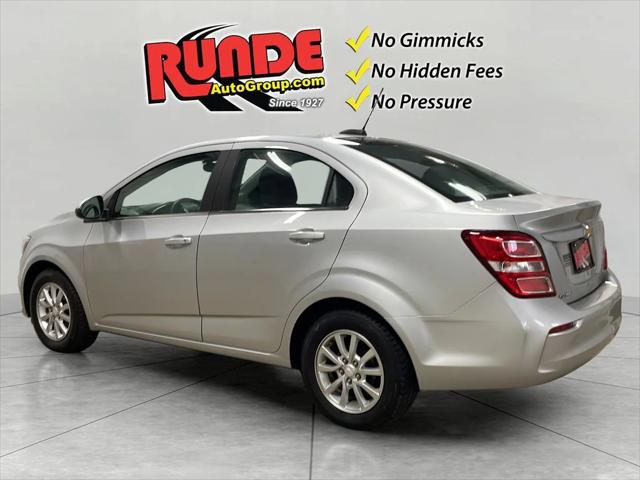 2019 Chevrolet Sonic LT Auto 2019 Chevrolet Sonic LT Auto