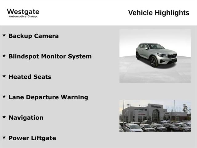 2025 Volvo XC40 B5 Core Bright Theme