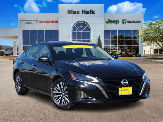 2025 Nissan Altima SV FWD