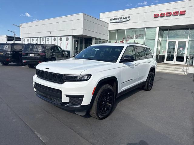 2024 Jeep Grand Cherokee L Altitude 4x4 2024 Jeep Grand Cherokee L Altitude 4x4