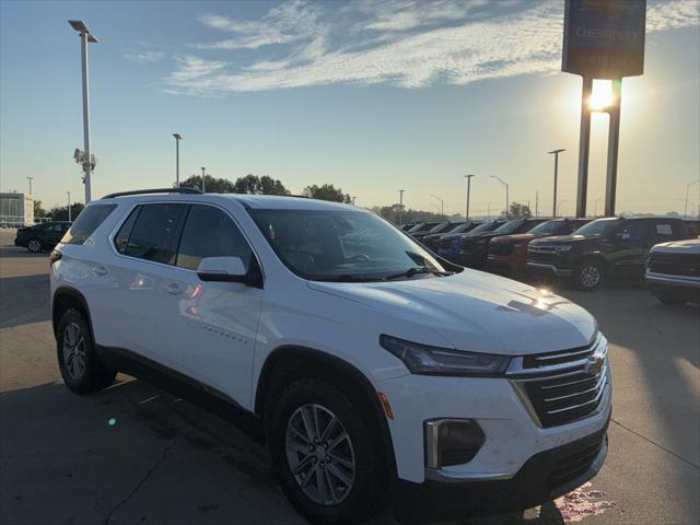 2023 Chevrolet Traverse FWD LT Leather