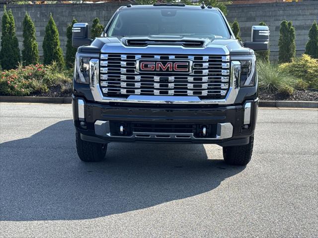 2025 GMC Sierra 2500HD 4WD Crew Cab Standard Bed Denali 2025 GMC Sierra 2500HD 4WD Crew Cab Standard Bed Denali