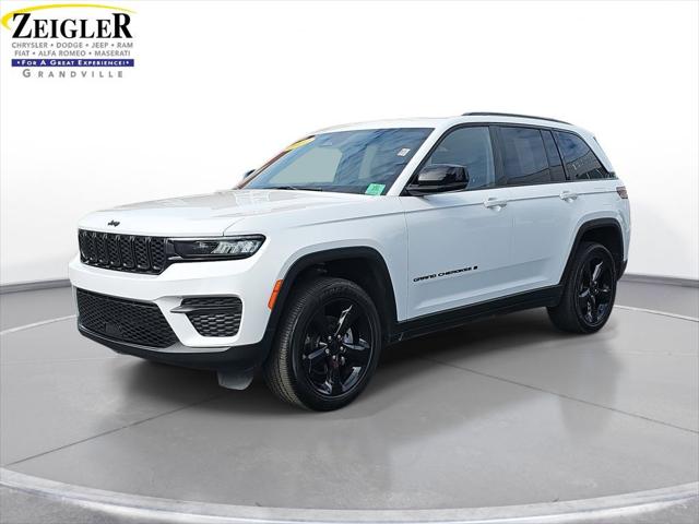 2023 Jeep Grand Cherokee Altitude 4x4 2023 Jeep Grand Cherokee Altitude 4x4