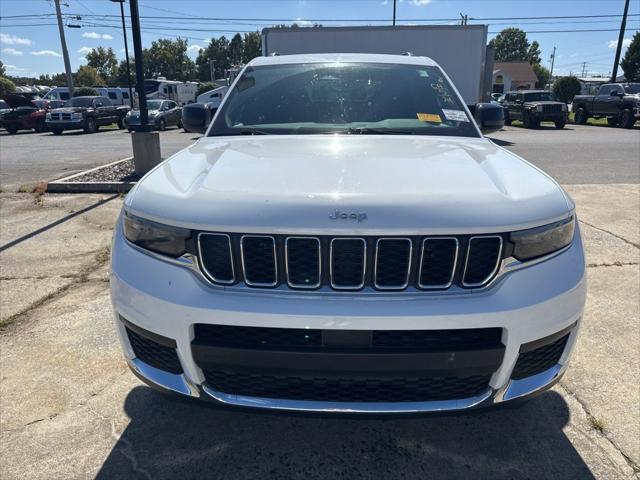 2024 Jeep Grand Cherokee L Laredo 4x2