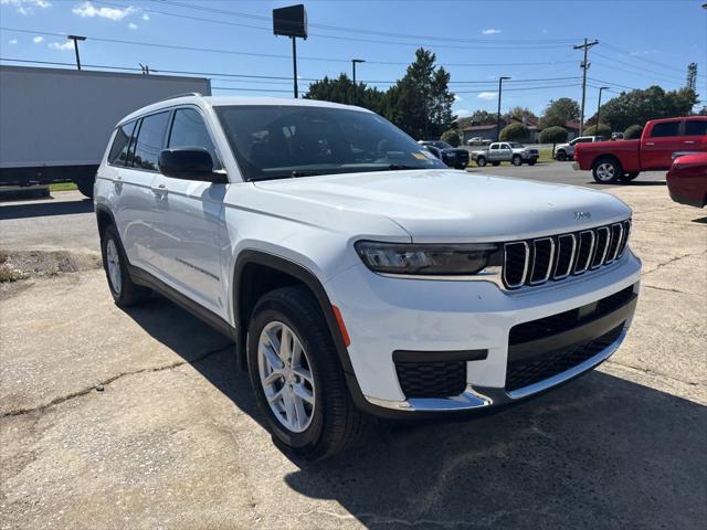 2024 Jeep Grand Cherokee L Laredo 4x2