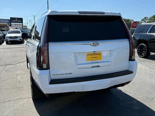 2016 Cadillac Escalade ESV Luxury Collection