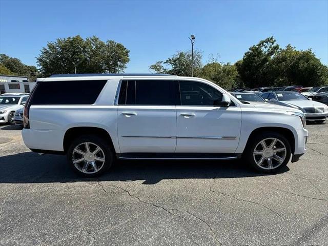 2016 Cadillac Escalade ESV Luxury Collection