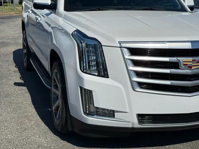 2016 Cadillac Escalade ESV Luxury Collection