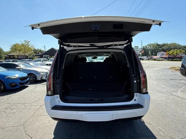 2016 Cadillac Escalade ESV Luxury Collection