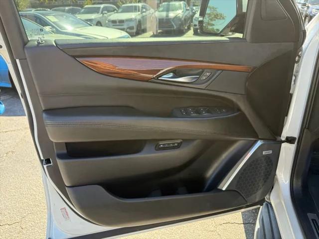 2016 Cadillac Escalade ESV Luxury Collection