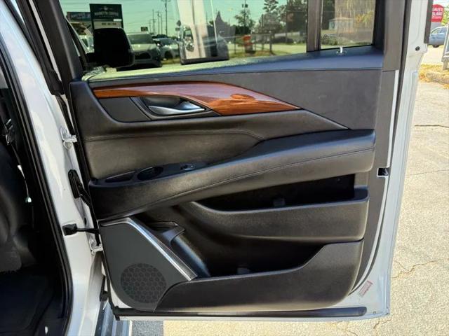 2016 Cadillac Escalade ESV Luxury Collection