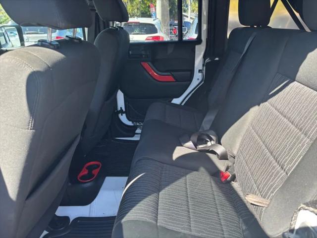 2012 Jeep Wrangler Unlimited Sahara