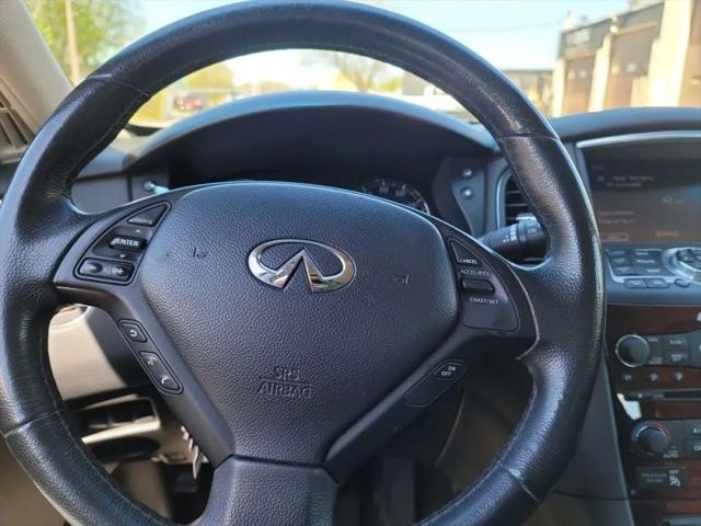 2017 INFINITI QX50 Base