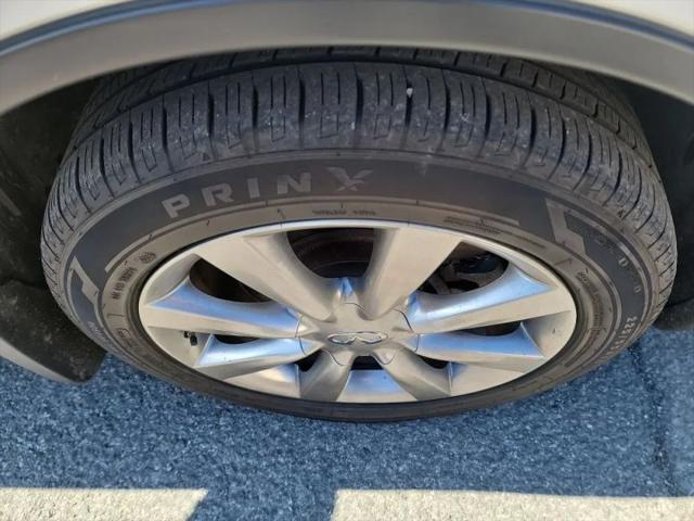 2017 INFINITI QX50 Base