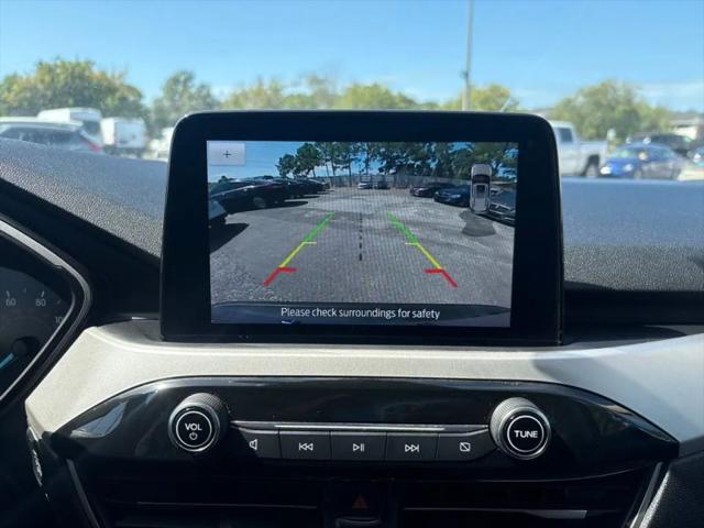 2020 Ford Escape SE