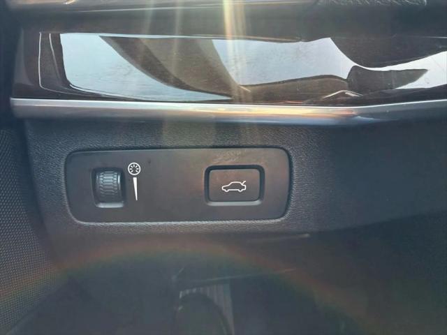2019 Volvo XC90 T6 Momentum