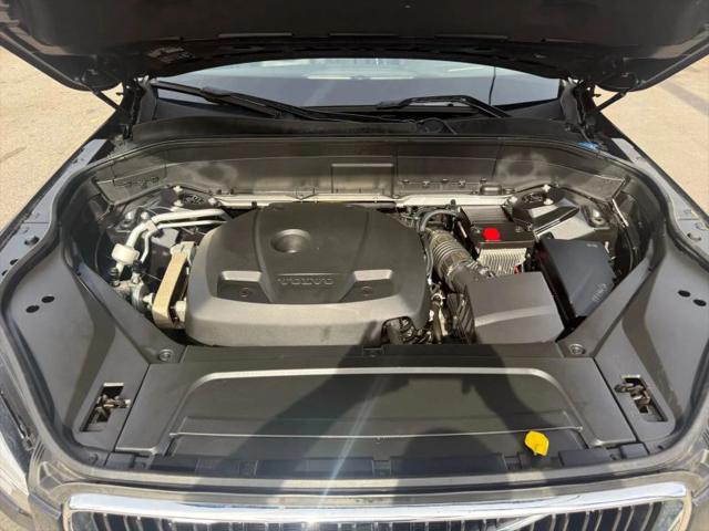 2019 Volvo XC90 T6 Momentum