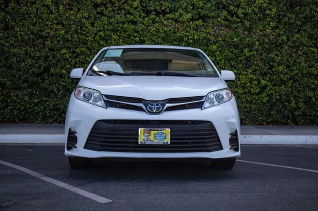 2019 Toyota Sienna LE 8 Passenger
