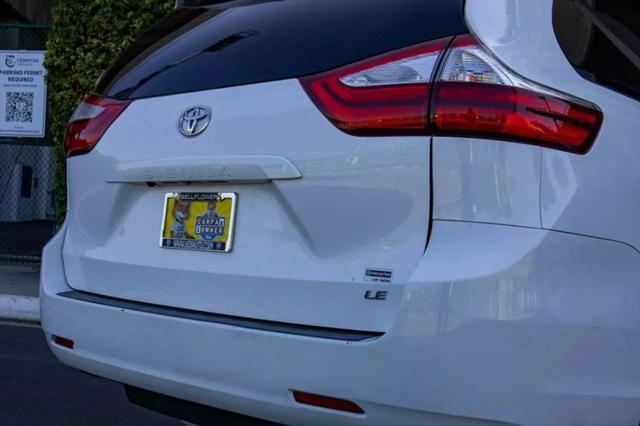 2019 Toyota Sienna LE 8 Passenger