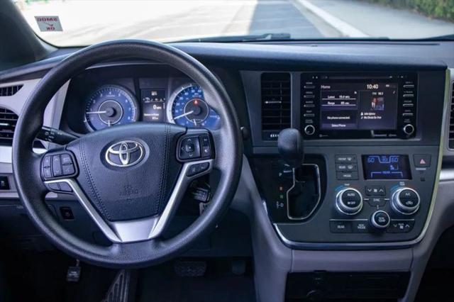 2019 Toyota Sienna LE 8 Passenger