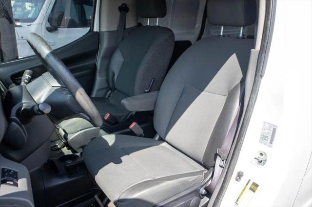 2015 Nissan NV200 SV