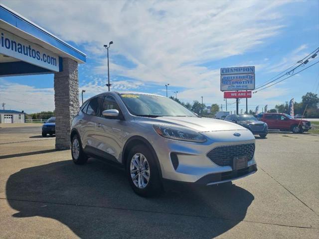 2020 Ford Escape SE