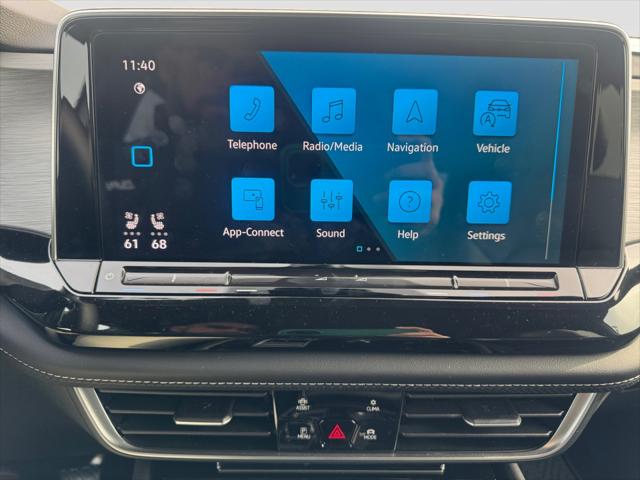 2025 Volkswagen Atlas Cross Sport 2.0T SE w/Technology