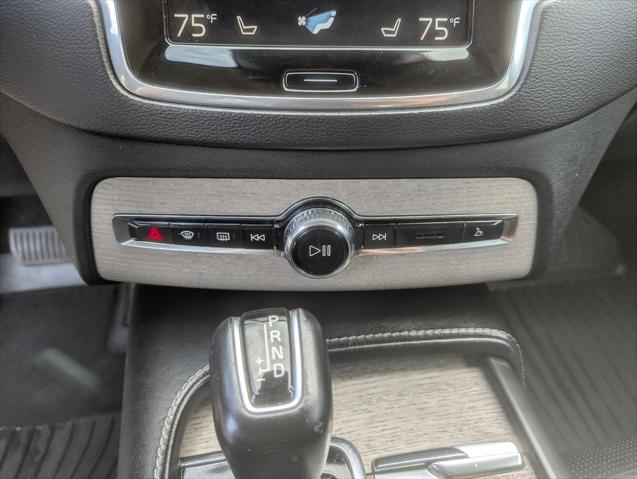 2021 Volvo XC90 T6 Inscription 7 Passenger