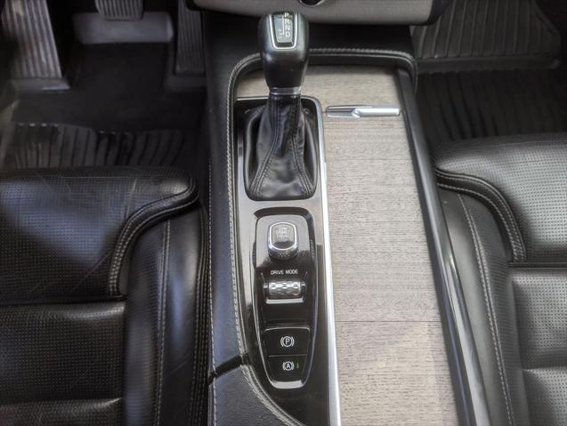 2021 Volvo XC90 T6 Inscription 7 Passenger