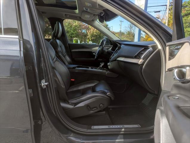 2021 Volvo XC90 T6 Inscription 7 Passenger