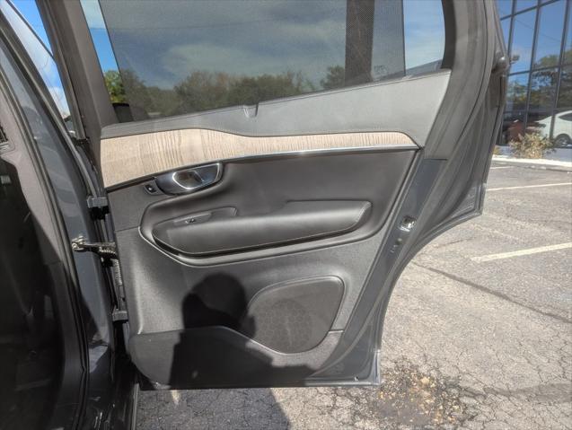 2021 Volvo XC90 T6 Inscription 7 Passenger