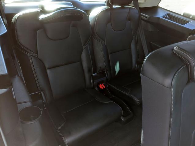 2021 Volvo XC90 T6 Inscription 7 Passenger