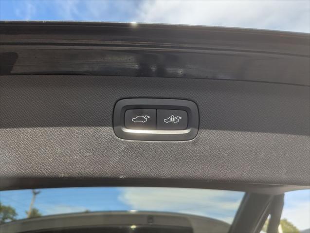 2021 Volvo XC90 T6 Inscription 7 Passenger