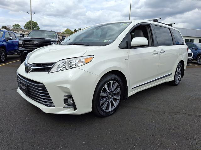 2018 Toyota Sienna XLE 7 Passenger