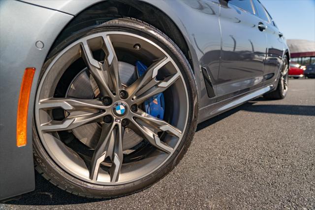 2022 BMW M550 i xDrive 2022 BMW M550 i xDrive