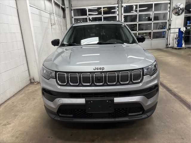 2022 Jeep Compass Latitude Lux 4x4 2022 Jeep Compass Latitude Lux 4x4