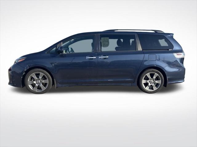 2019 Toyota Sienna SE 8 Passenger