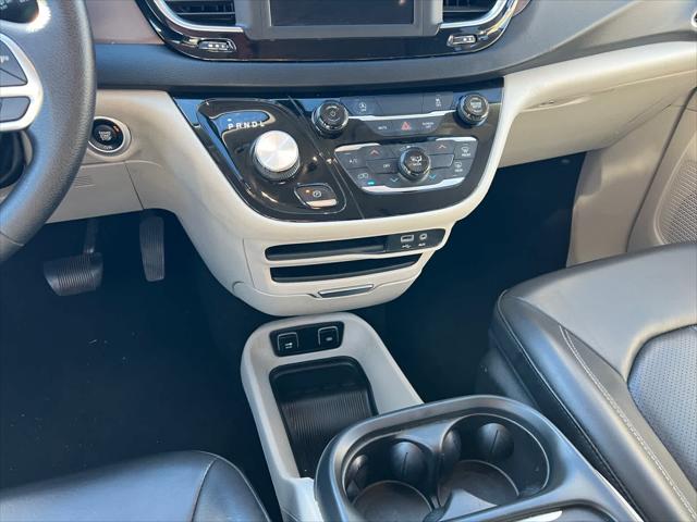 2020 Chrysler Voyager LXI